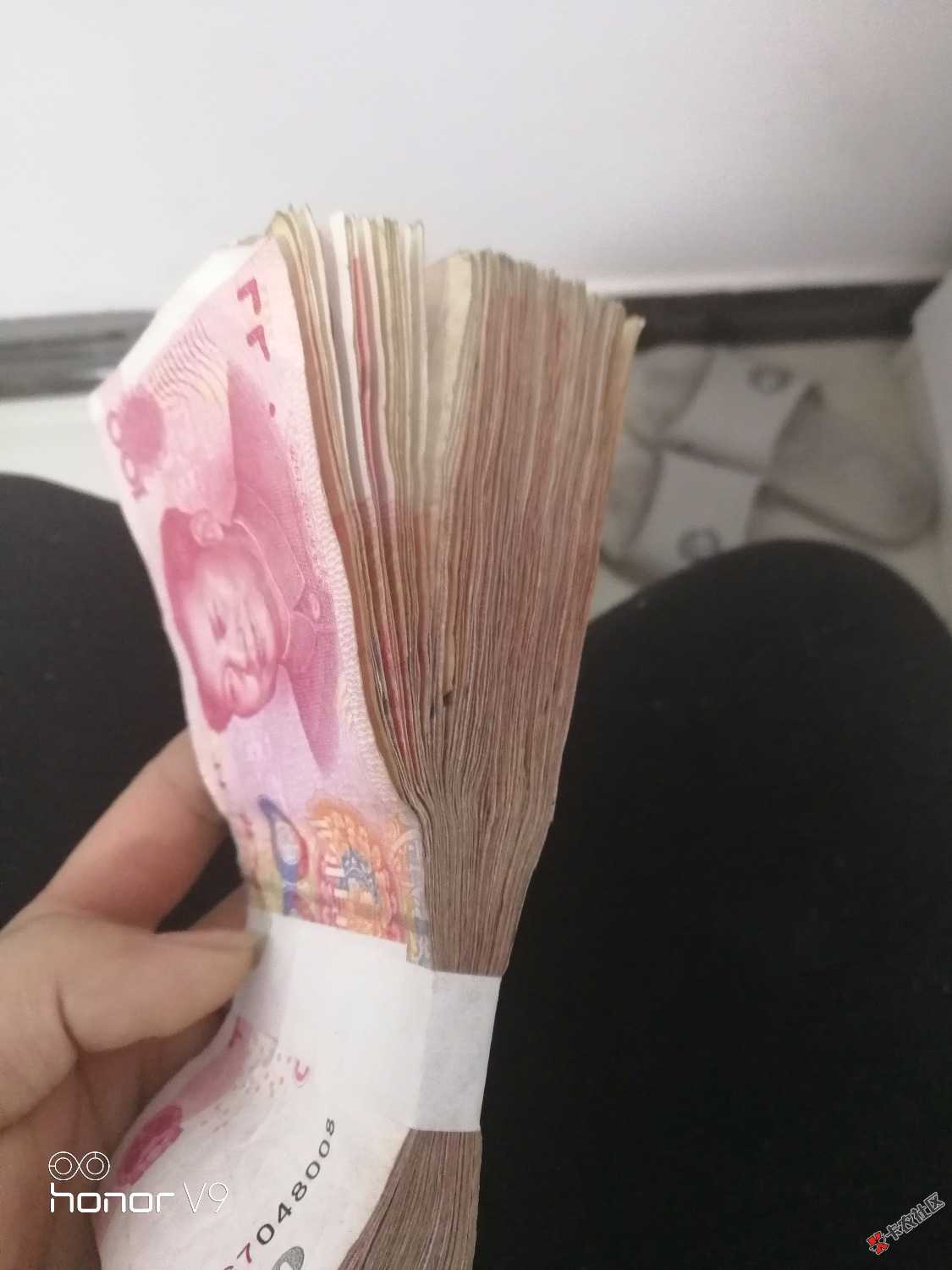 本来想着坦白了老爸会打s我，没想到什么也没说，就问多少钱，今天先给这么 ...85 / 作者:靓仔啊 / 