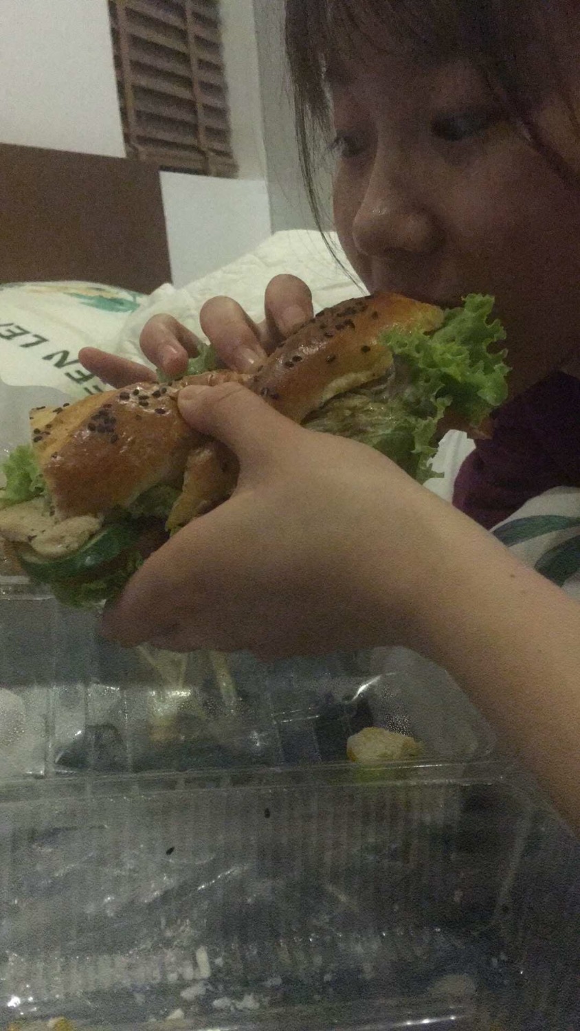 十二点撸到现在完美收工等我撸到房钱(我娶你我的女神) ...89 / 作者:伤心的小人 / 
